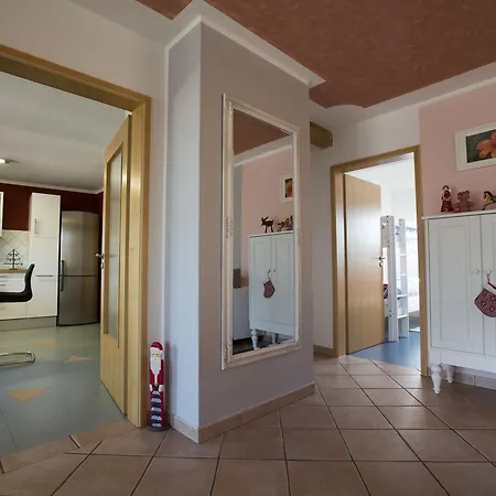 Pracht - Grosszuegige Ab 75 Qm Rust